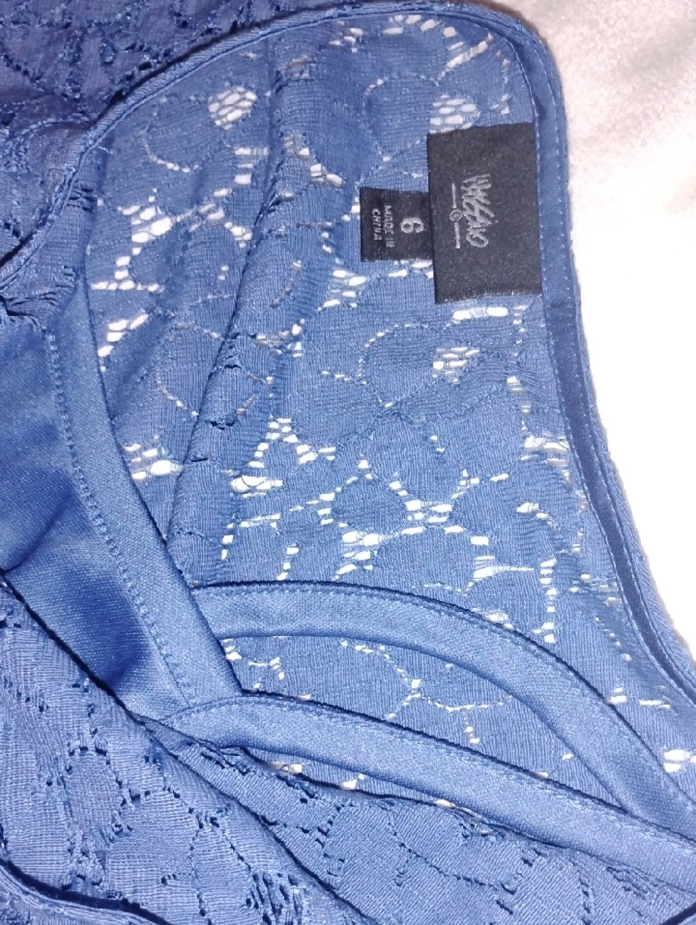 Blue Lace-Top Cap Sleeve Dress-Size 6 - Picture 10 of 16